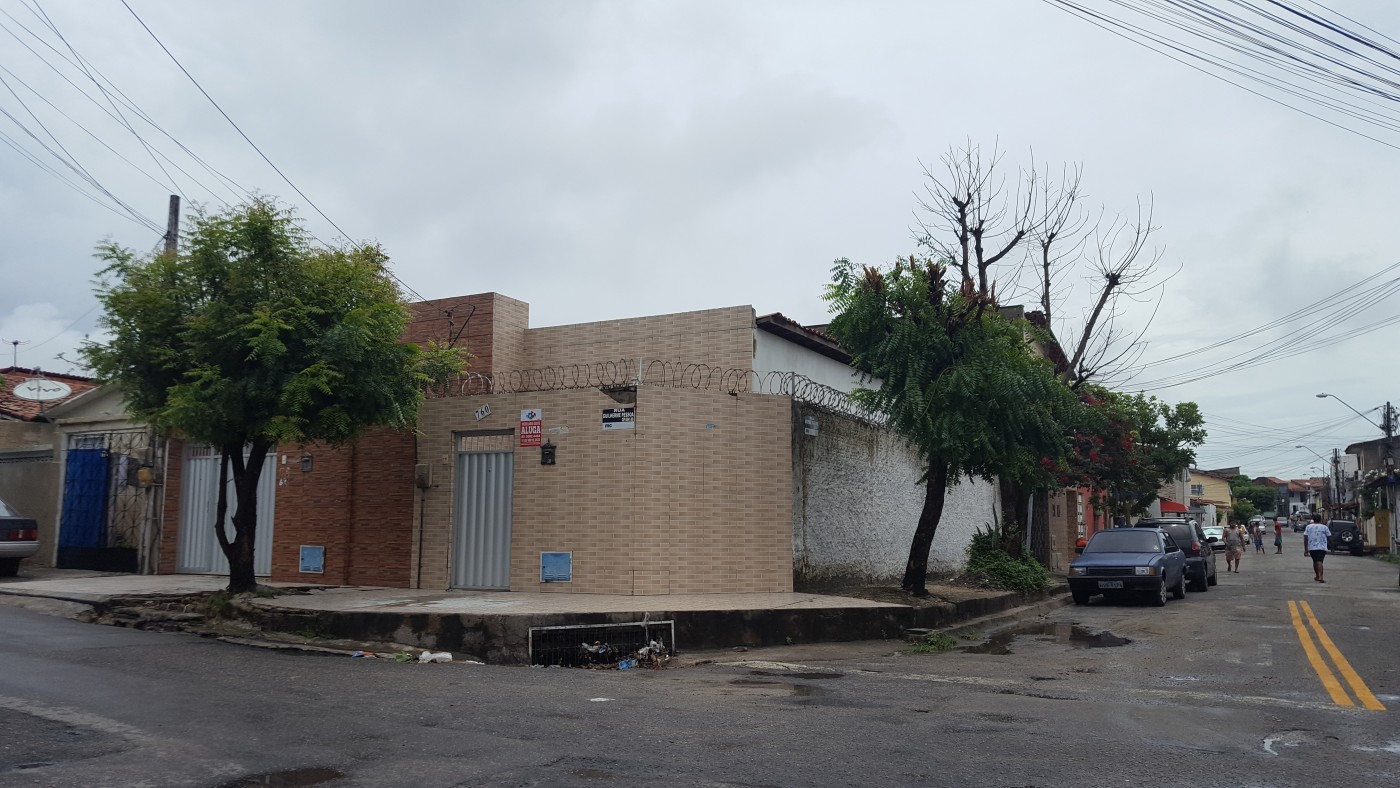 Casa, 1 quarto, 90 m² - Foto 1