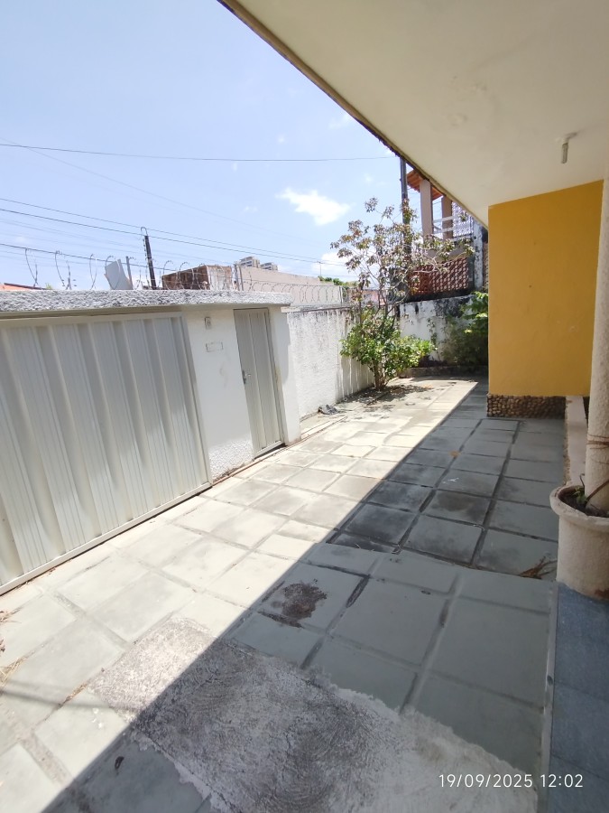 Casa, 4 quartos, 200 m² - Foto 2