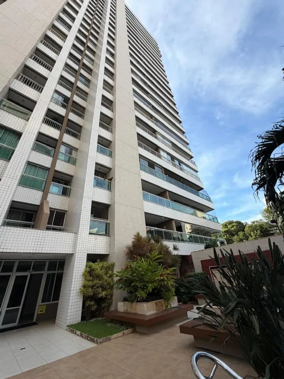 Apartamento Para Alugar Na Aldeota - Próx à Santos Dumont