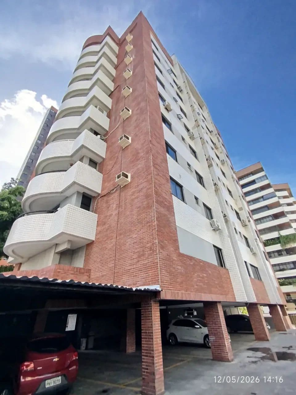 Compre Hoje Este Apartamento 03 Suítes Próximo AO Hospital Aldeota
