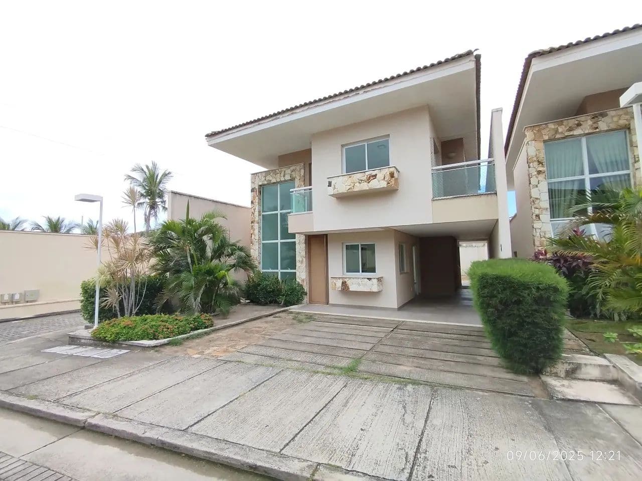 Vende-SE Casa Duplex EM Condomínio NA Precabura Eusébio