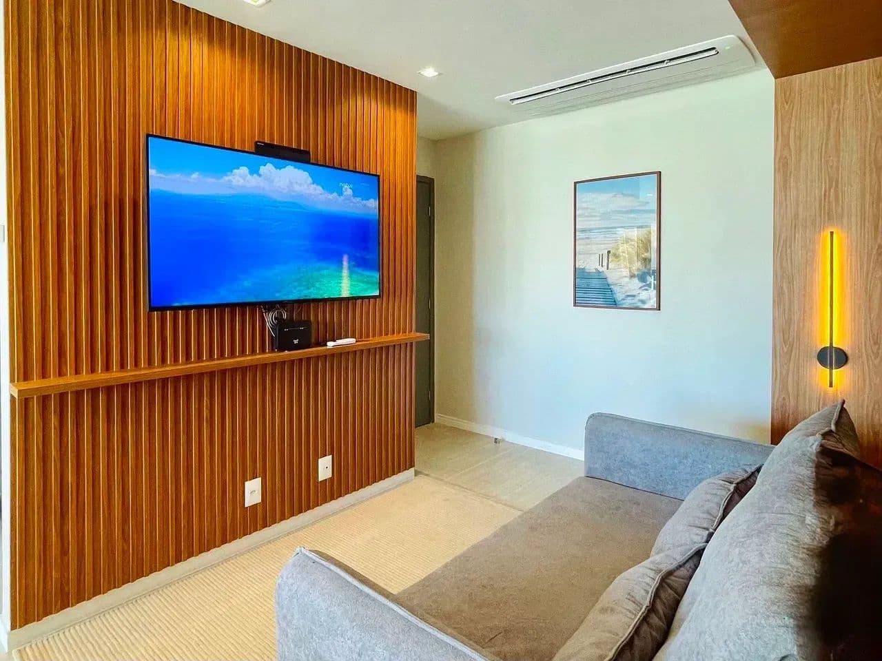 Vende-Se Apartamento Porteira Fechada No Meireles