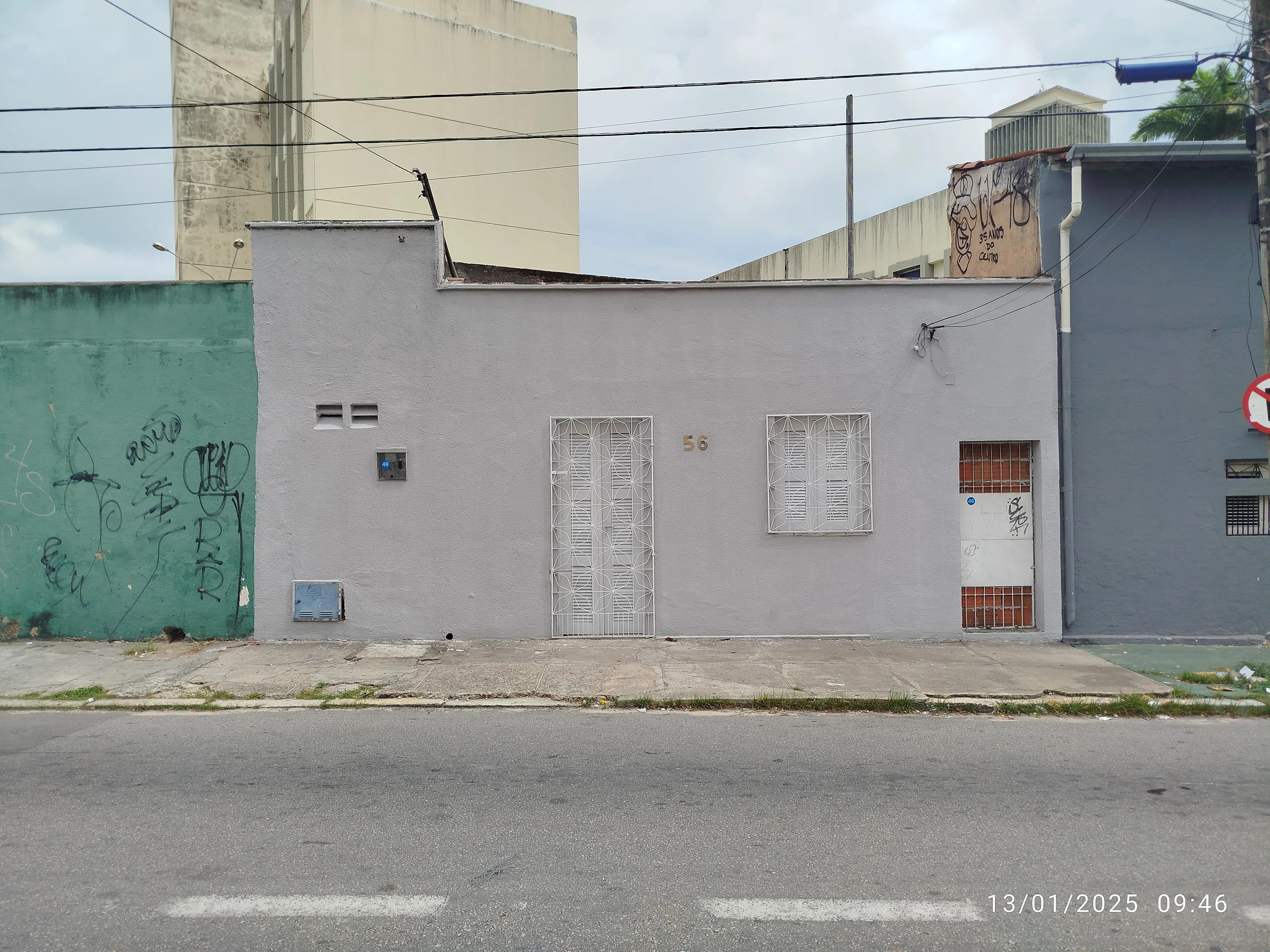 Casa na Rua Meton de Alencar, 56, Centro em Fortaleza, por R$ 900/Mês - Viva Real