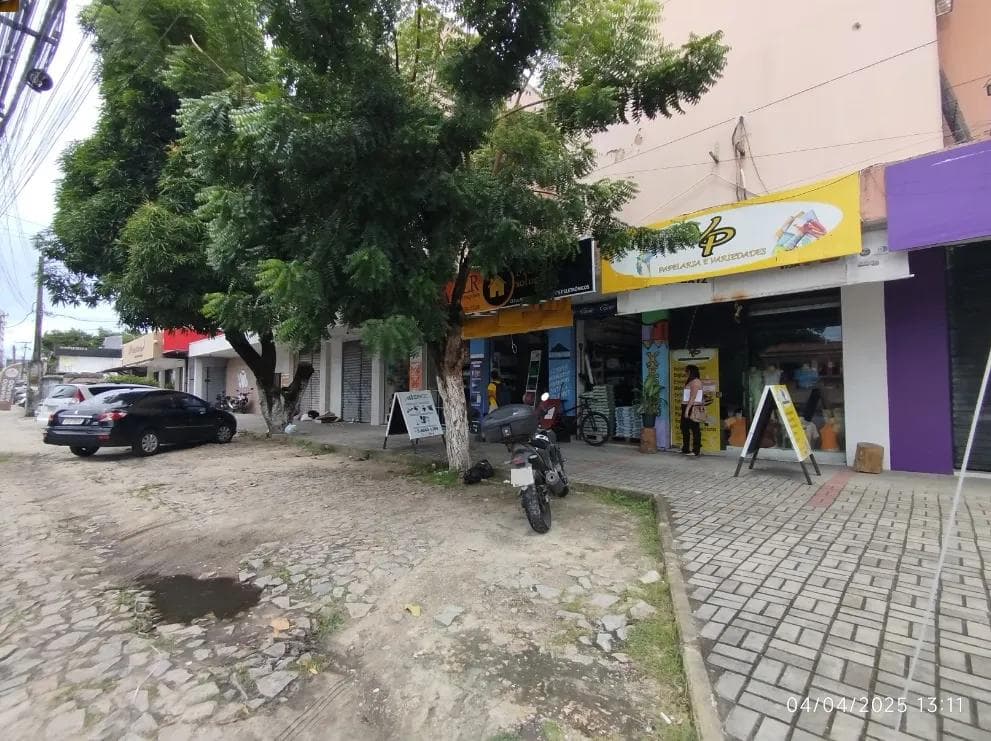 Ponto Comercial na Avenida João Pessoa, Couto Fernandes em Fortaleza, por R$ 2.360/Mês - Viva Real