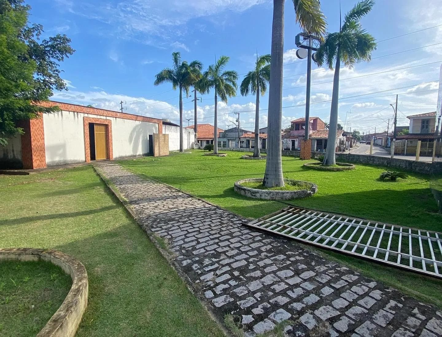 Galpão/Depósito/Armazém na Rua Baturité, 500, Planalto Horizonte em Horizonte, por R$ 129.800/Mês - Viva Real